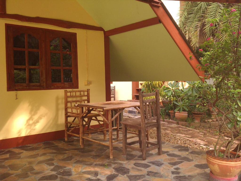 Ban Sabai Sabai Guest House Kanchanaburi Cameră foto